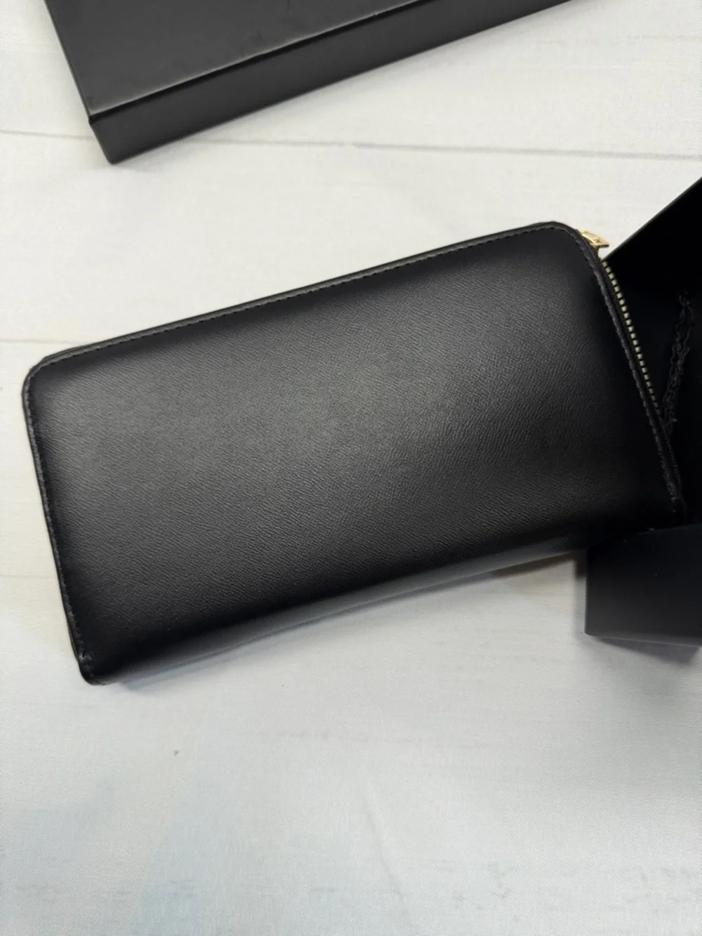 London Fog Collection NWT Black Boyd Zip Around Corduroy Wristlet Wallet